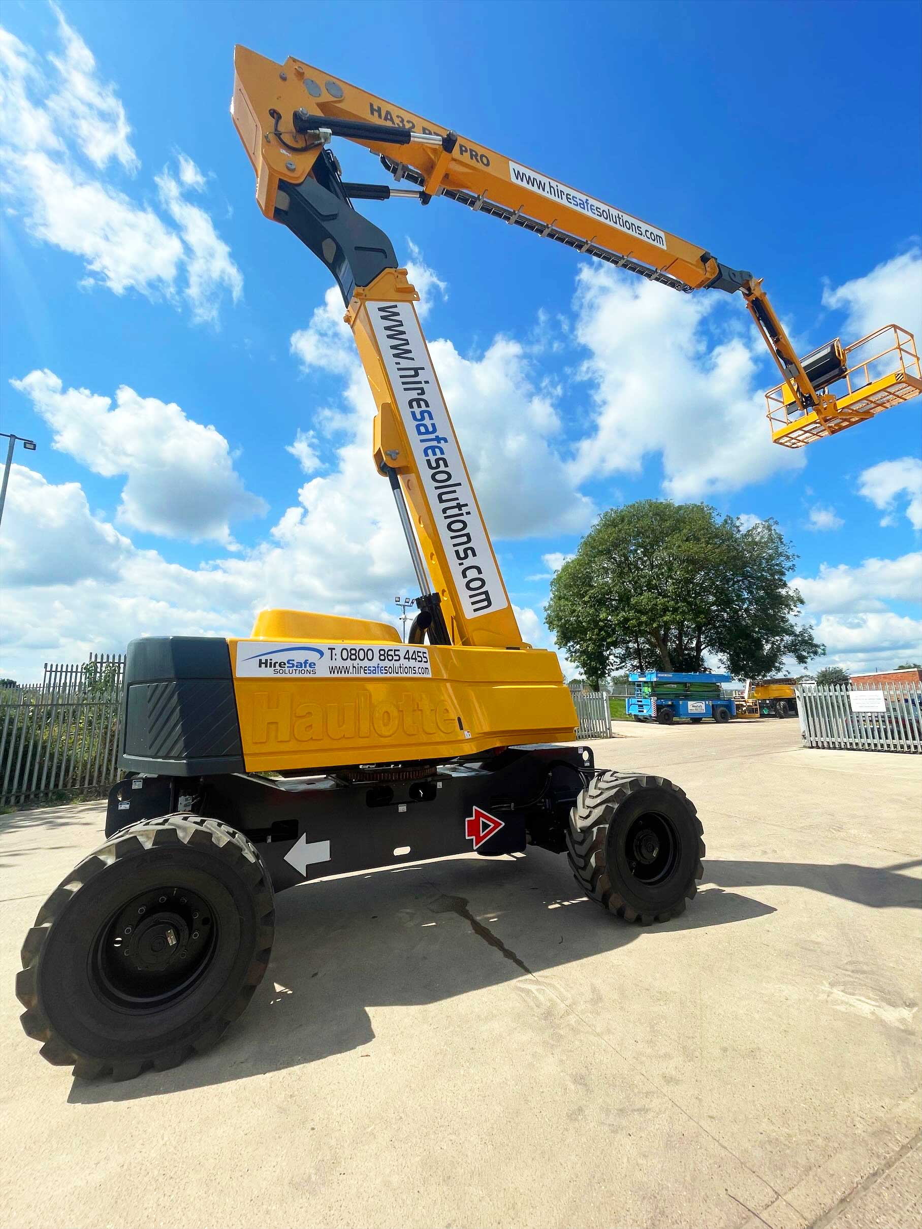 20240725_haulotte-ha32RTJ-boom-UK